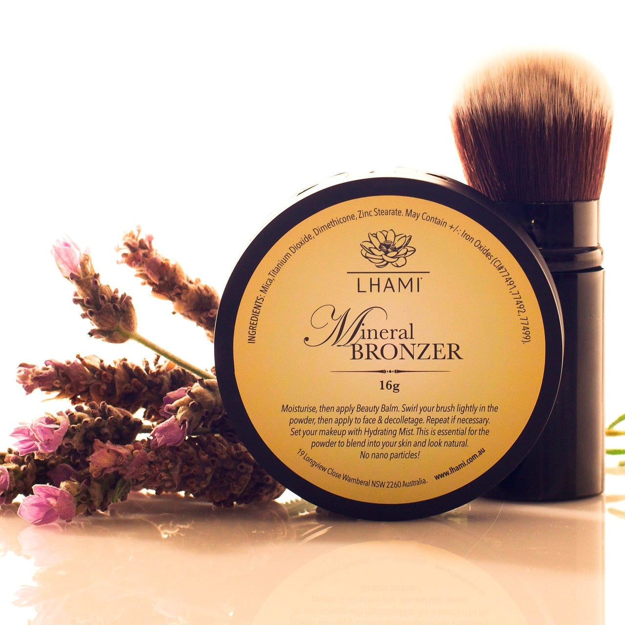 Mineral Bronzer & Kabuki Brush